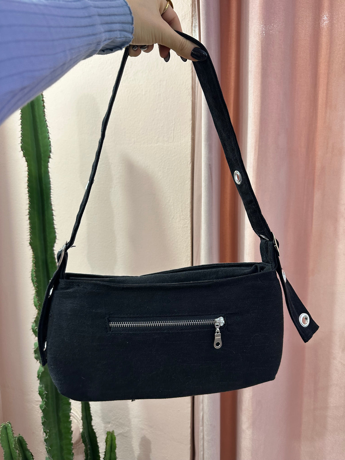 borsa levis baguette upcycling nera