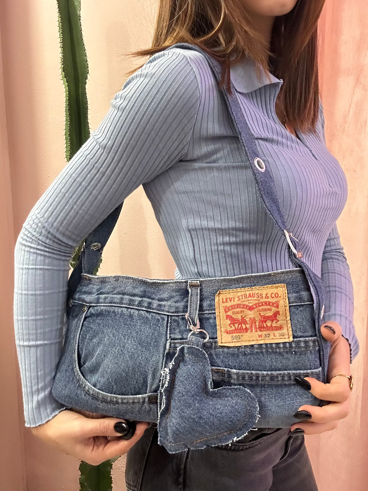 borsa levis baguette upcycling denim