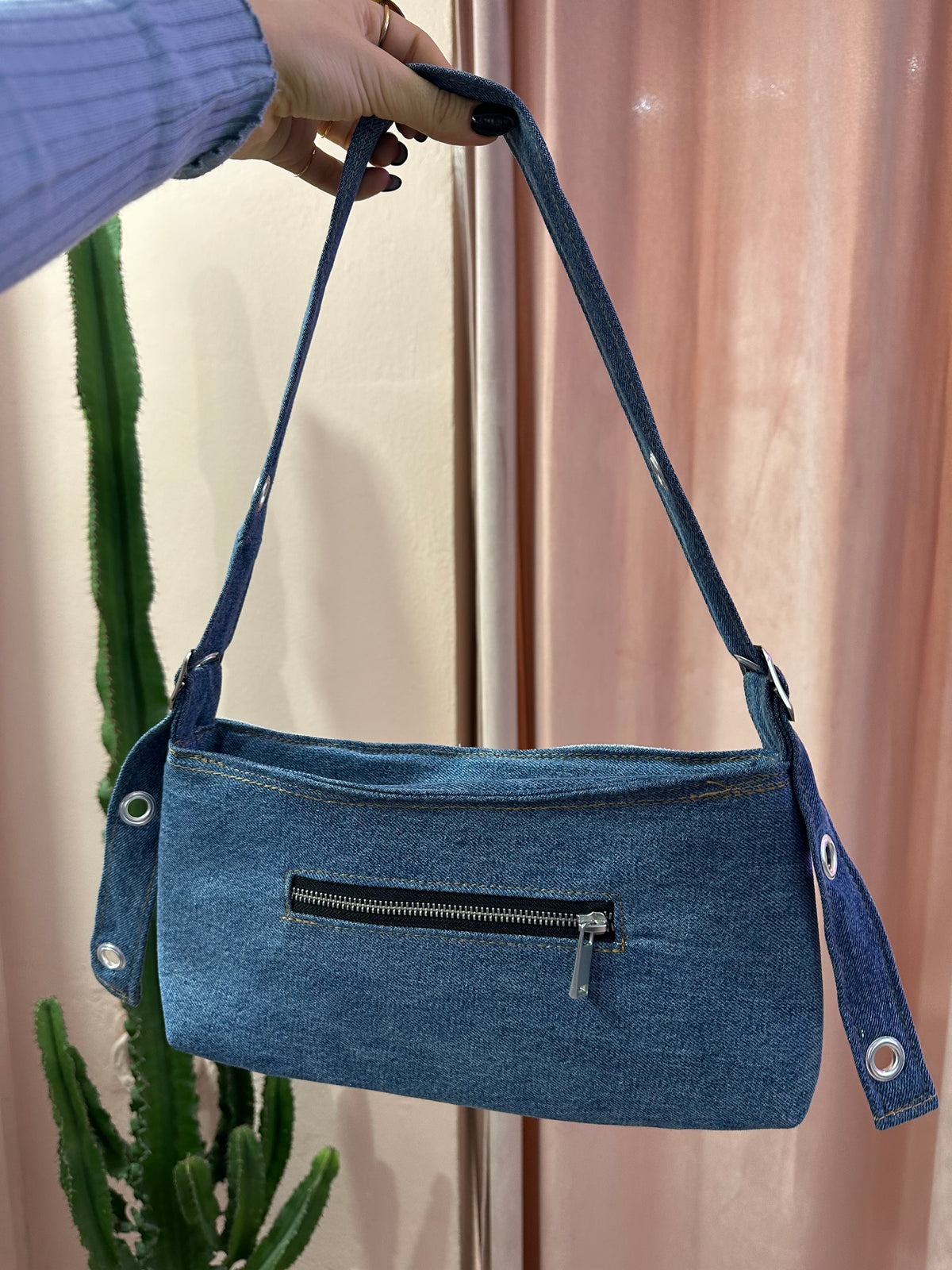 borsa levis baguette upcycling denim